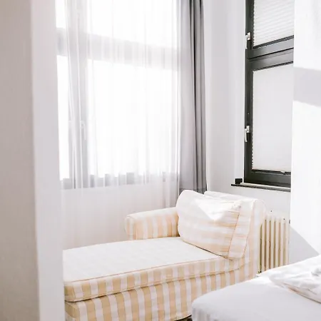 ホテル Boutique Oberkassel 3*