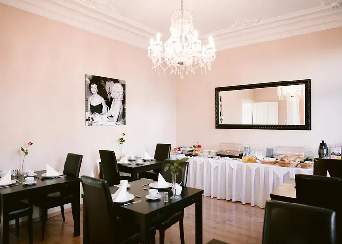 Boutique Oberkassel 3* Düsseldorf